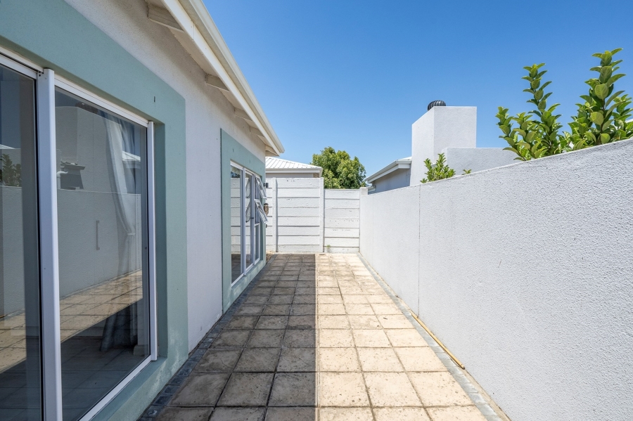 3 Bedroom Property for Sale in Burgundy Estate Western Cape